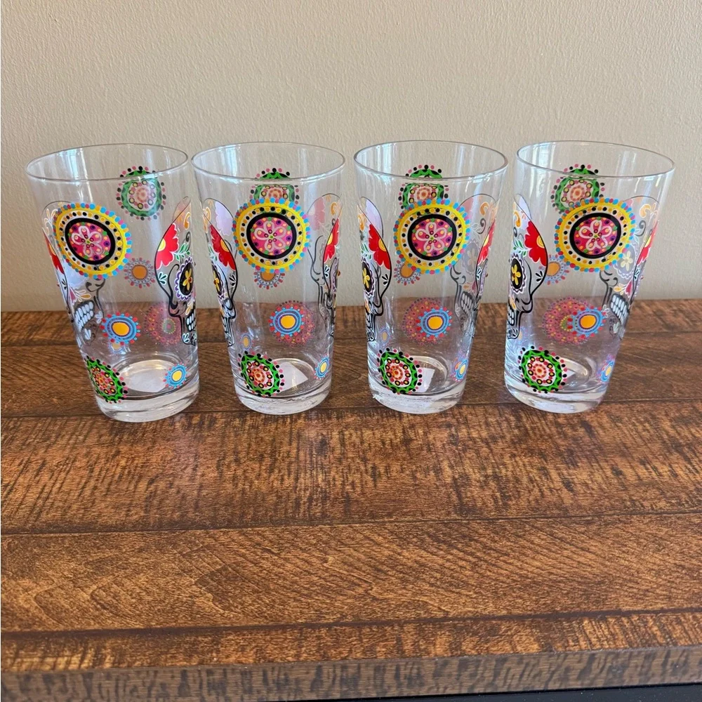RARE NWT Pier One Sugar Skull Dias de Los Muertos/ Day of the Dead Glasses